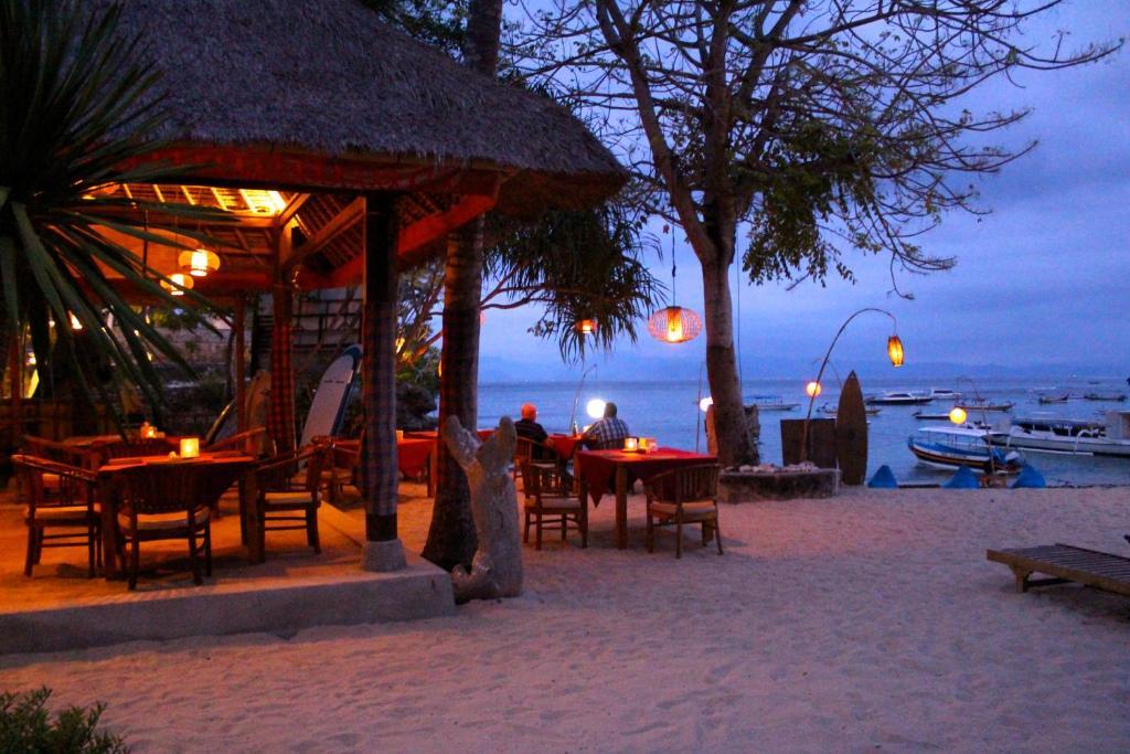 Molamola House Hotel Nusa Lembongan  Ngoại thất bức ảnh