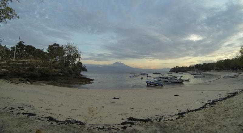 Molamola House Hotel Nusa Lembongan  Ngoại thất bức ảnh